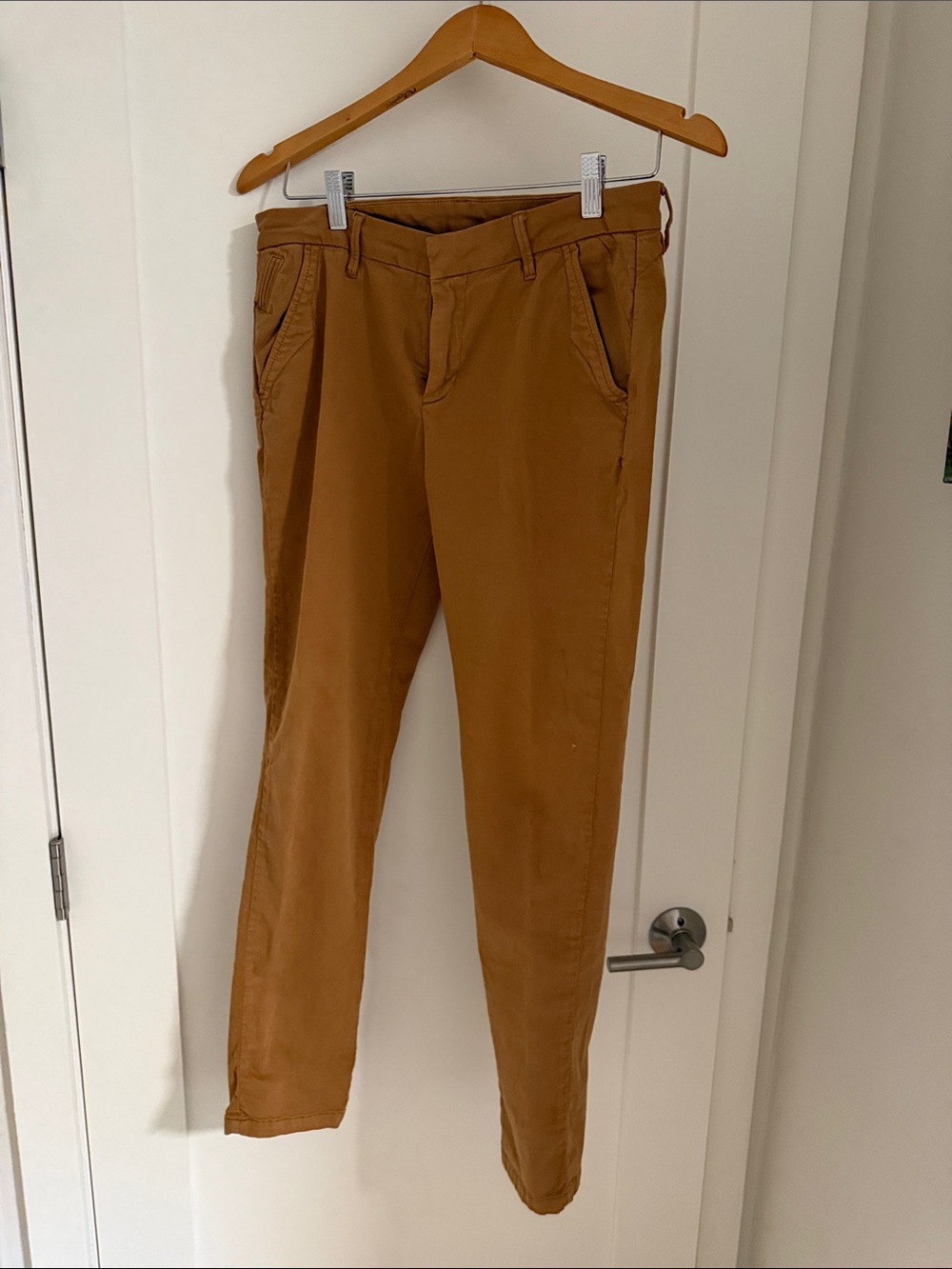 REIKO Slim Chino Pants - Caramel Brown
